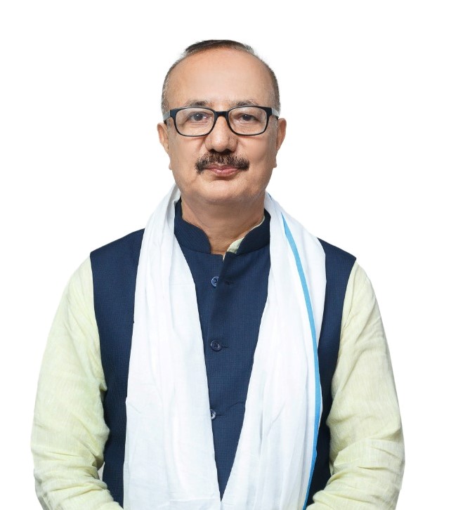 पर्सा ४ का सांसद रिजाल उद्योग, वाणिज्य तथा आपूर्ति मन्त्रीमा नियुक्त 